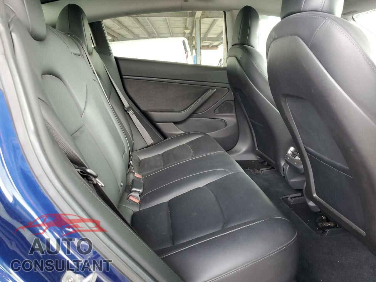 TESLA MODEL 3 2018 - 5YJ3E1EA0JF124858