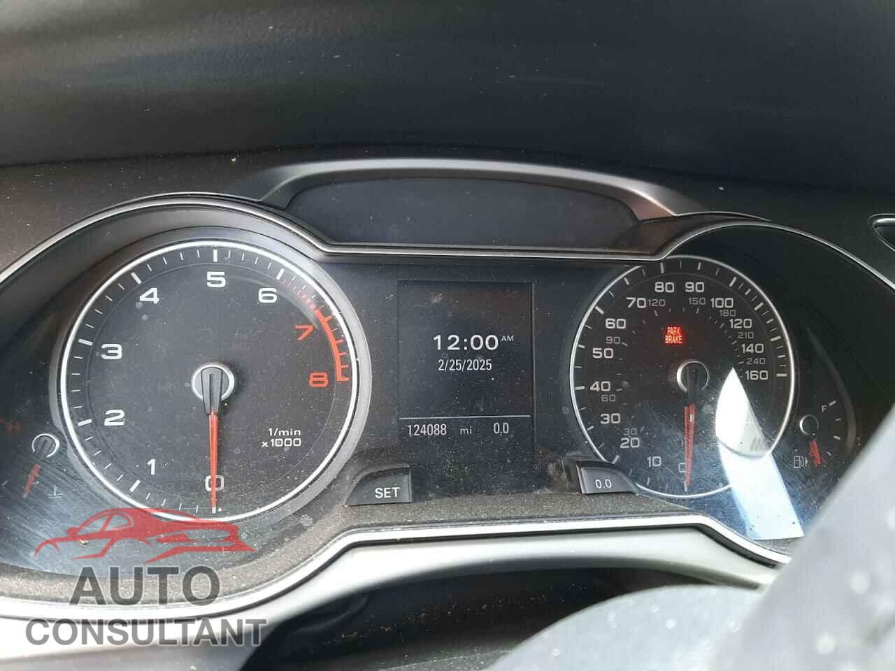 AUDI A4 2013 - WAUEFAFL4DN033083