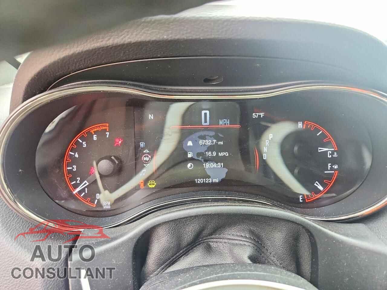 DODGE DURANGO 2018 - 1C4SDJCT2JC372433