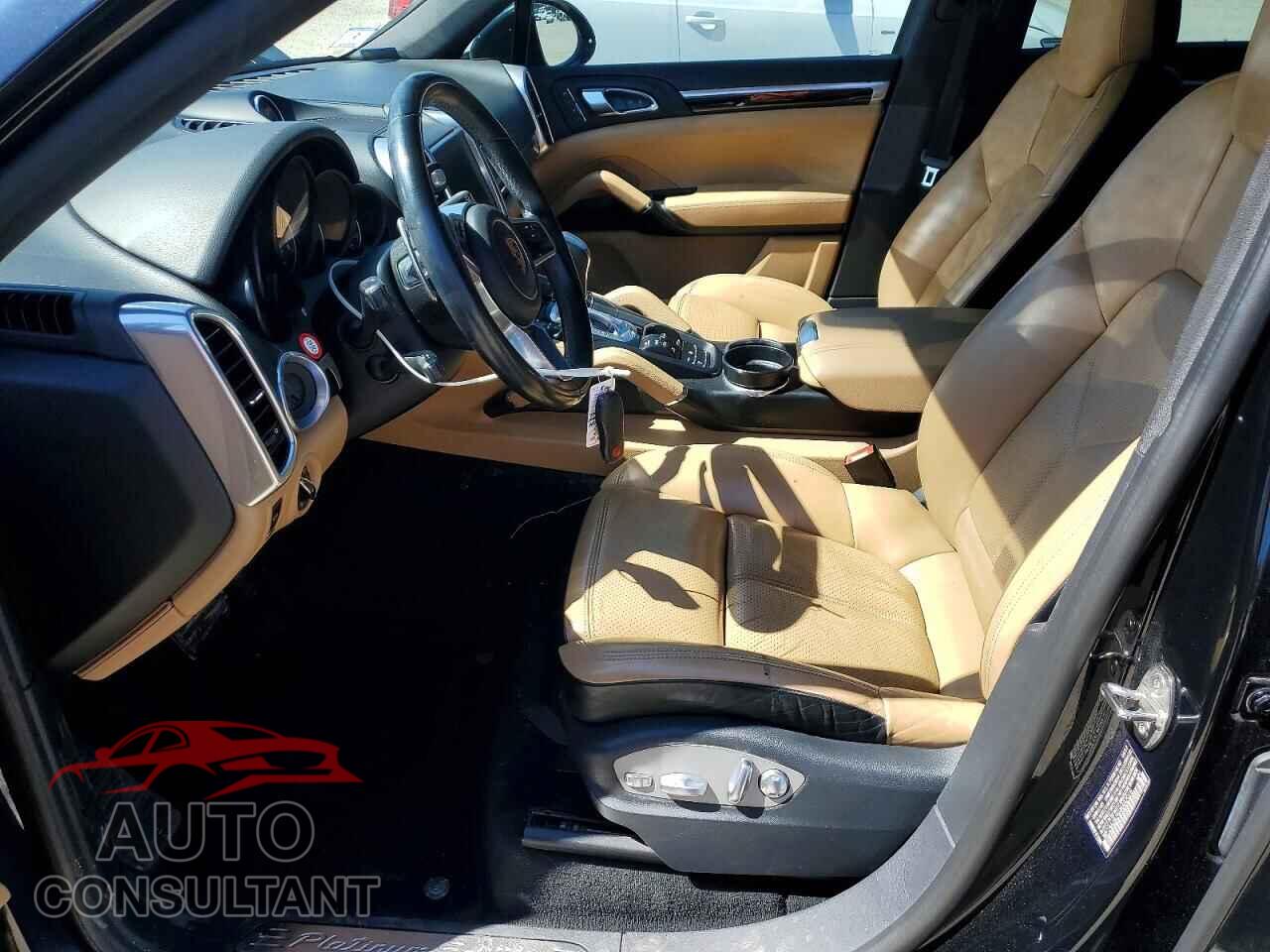 PORSCHE CAYENNE 2017 - WP1AA2A26HKA92016
