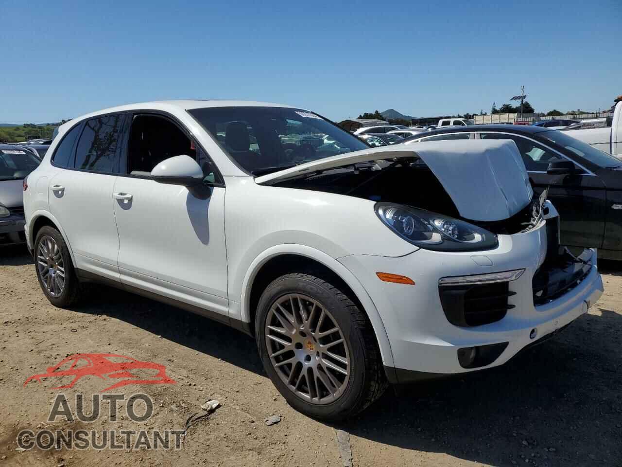 PORSCHE CAYENNE 2017 - WP1AA2A27HKA80537