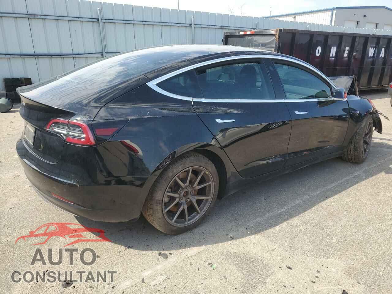 TESLA MODEL 3 2019 - 5YJ3E1EA5KF415809