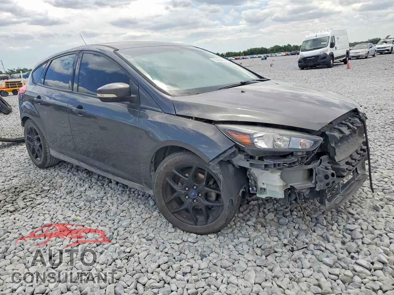 FORD FOCUS 2016 - 1FADP3K25GL318367