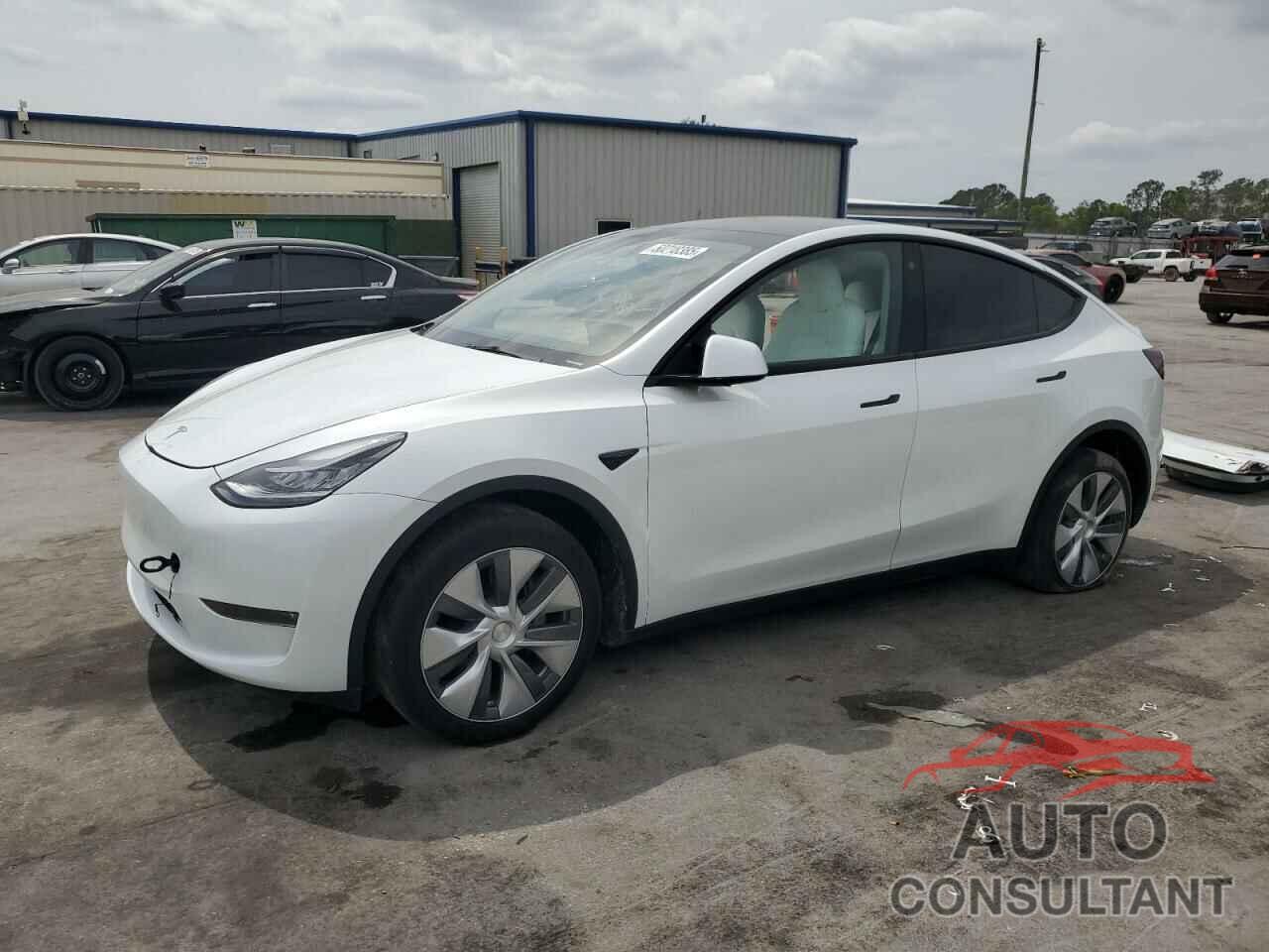 TESLA MODEL Y 2023 - 7SAYGDEE7PA093279