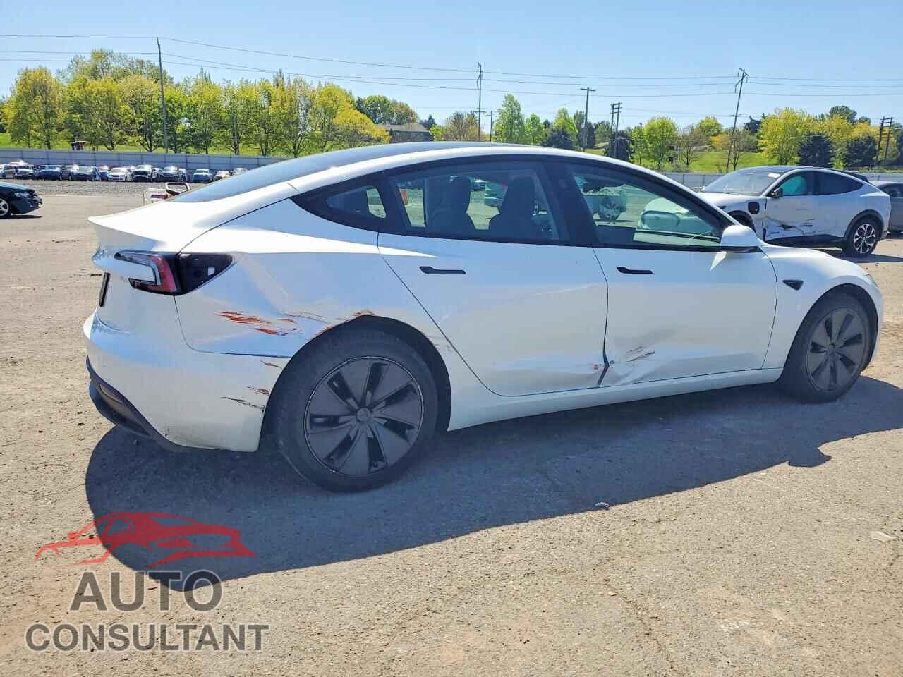 TESLA MODEL 3 2025 - 5YJ3E1EA4SF012422