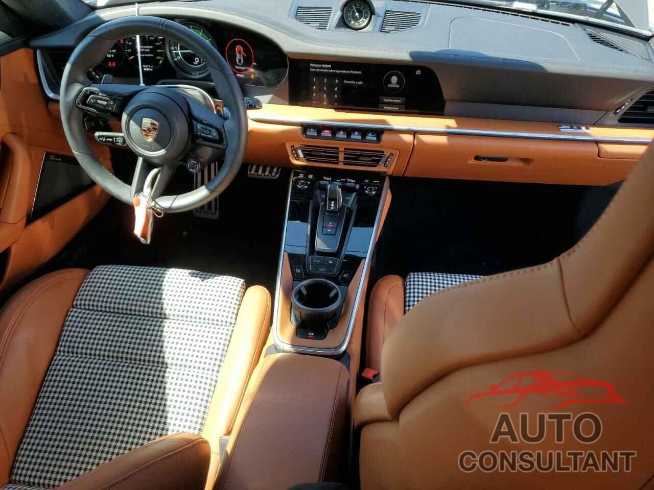 PORSCHE 911 2023 - WP0AD2A93PS257816