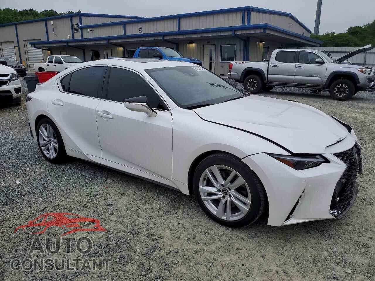 LEXUS IS 2024 - JTHCA1D2XR5132340