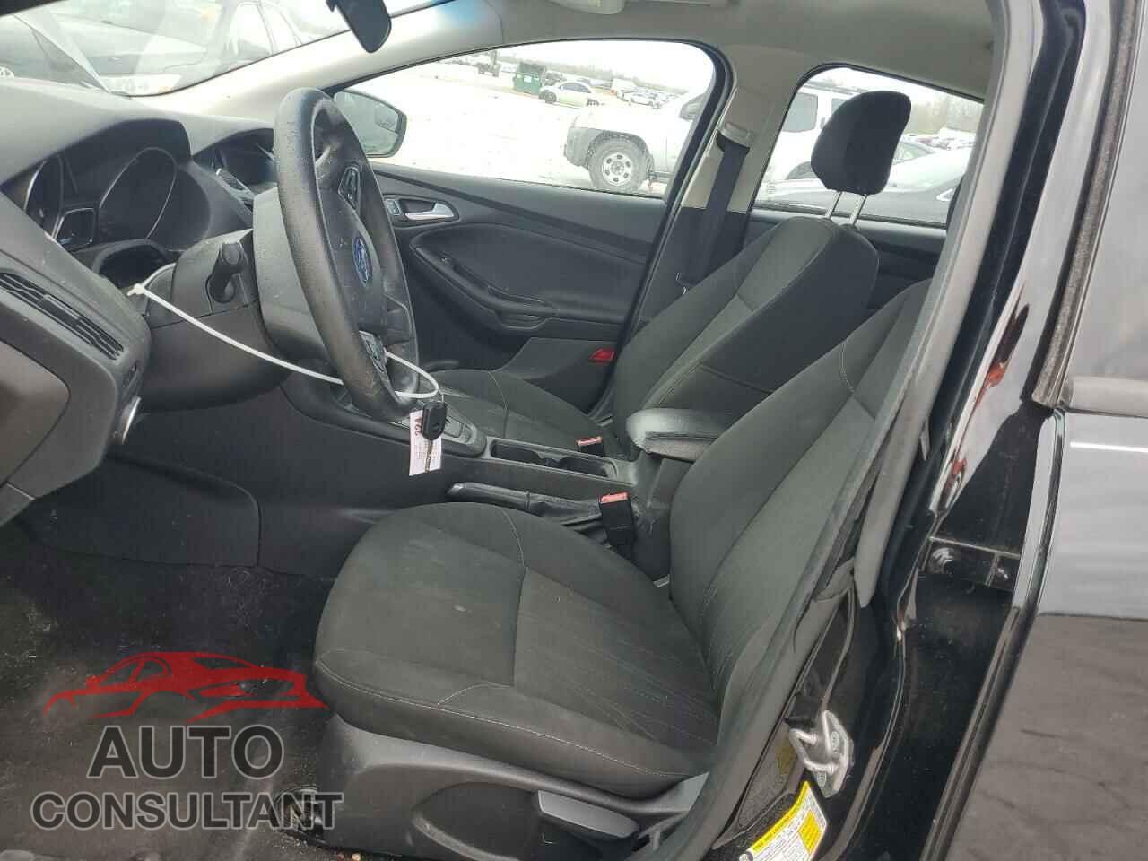 FORD FOCUS 2018 - 1FADP3FE6JL228558