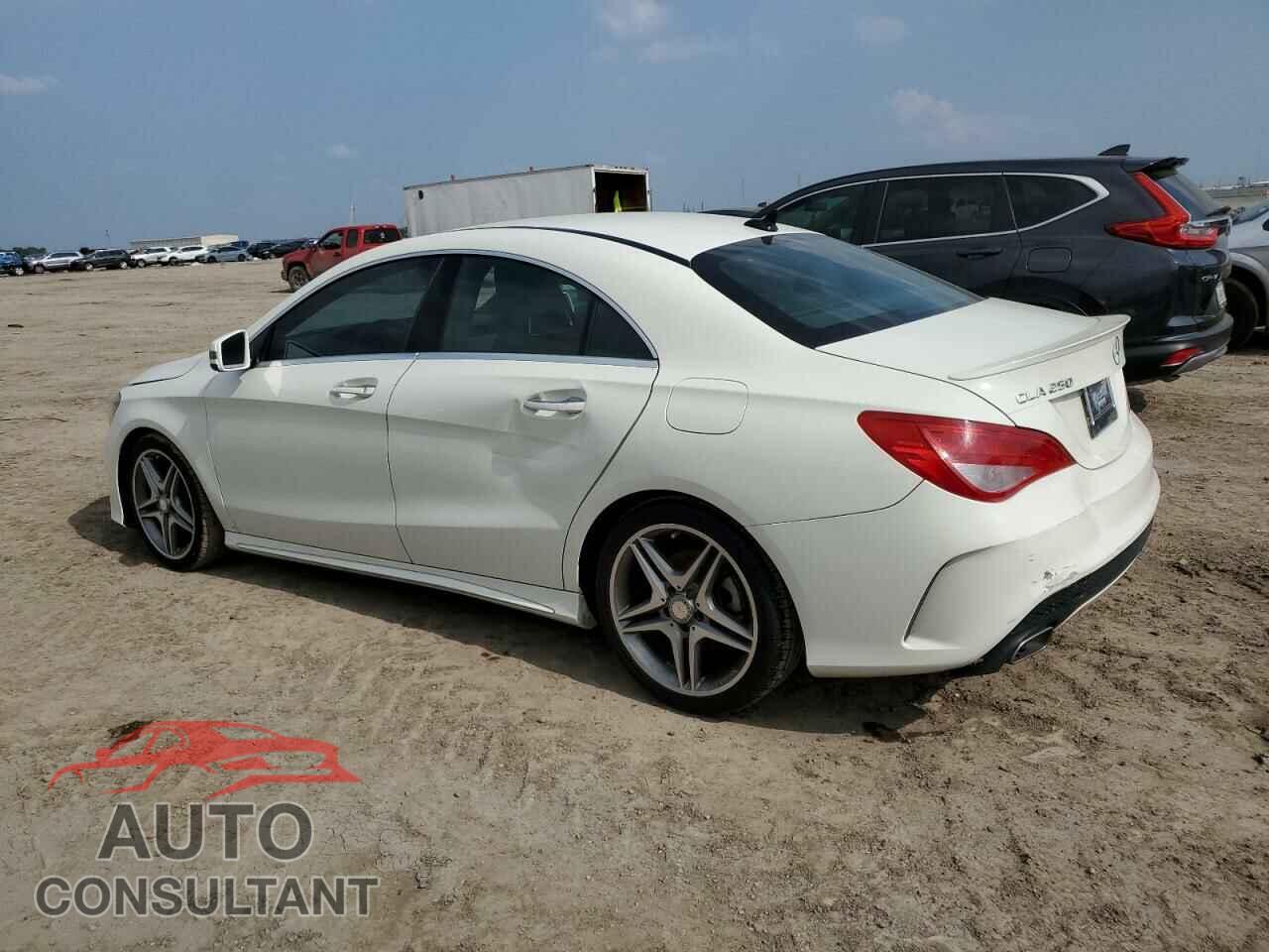 MERCEDES-BENZ CLA-CLASS 2015 - WDDSJ4EB5FN170721