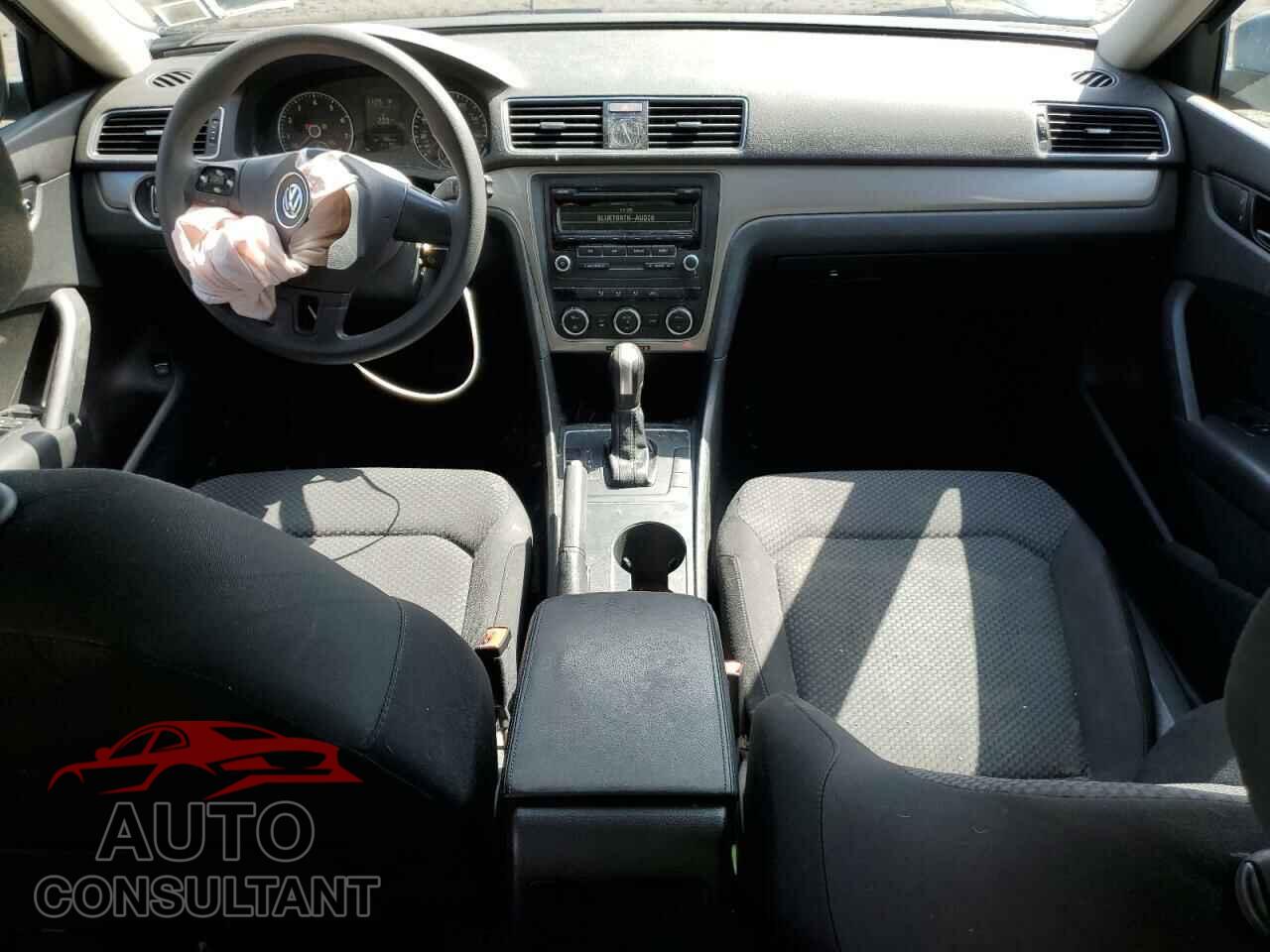 VOLKSWAGEN PASSAT 2012 - 1VWAP7A3XCC085673