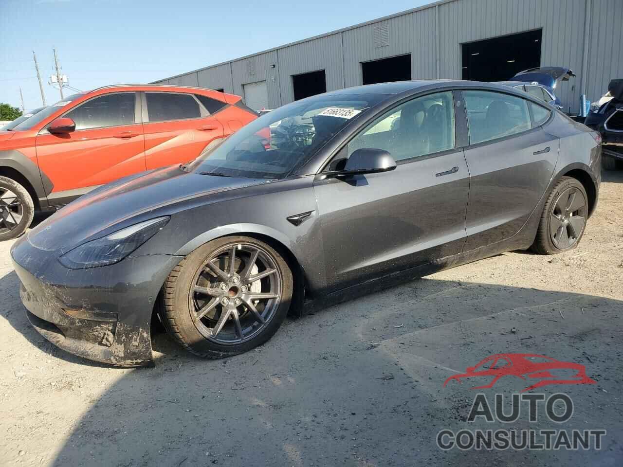 TESLA MODEL 3 2021 - 5YJ3E1EA5MF090808