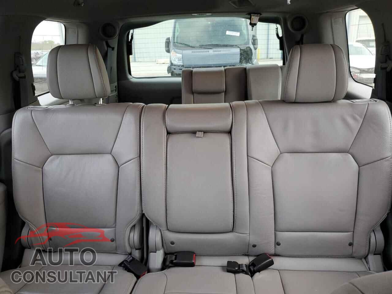 HONDA PILOT 2012 - 5FNYF3H97CB020113