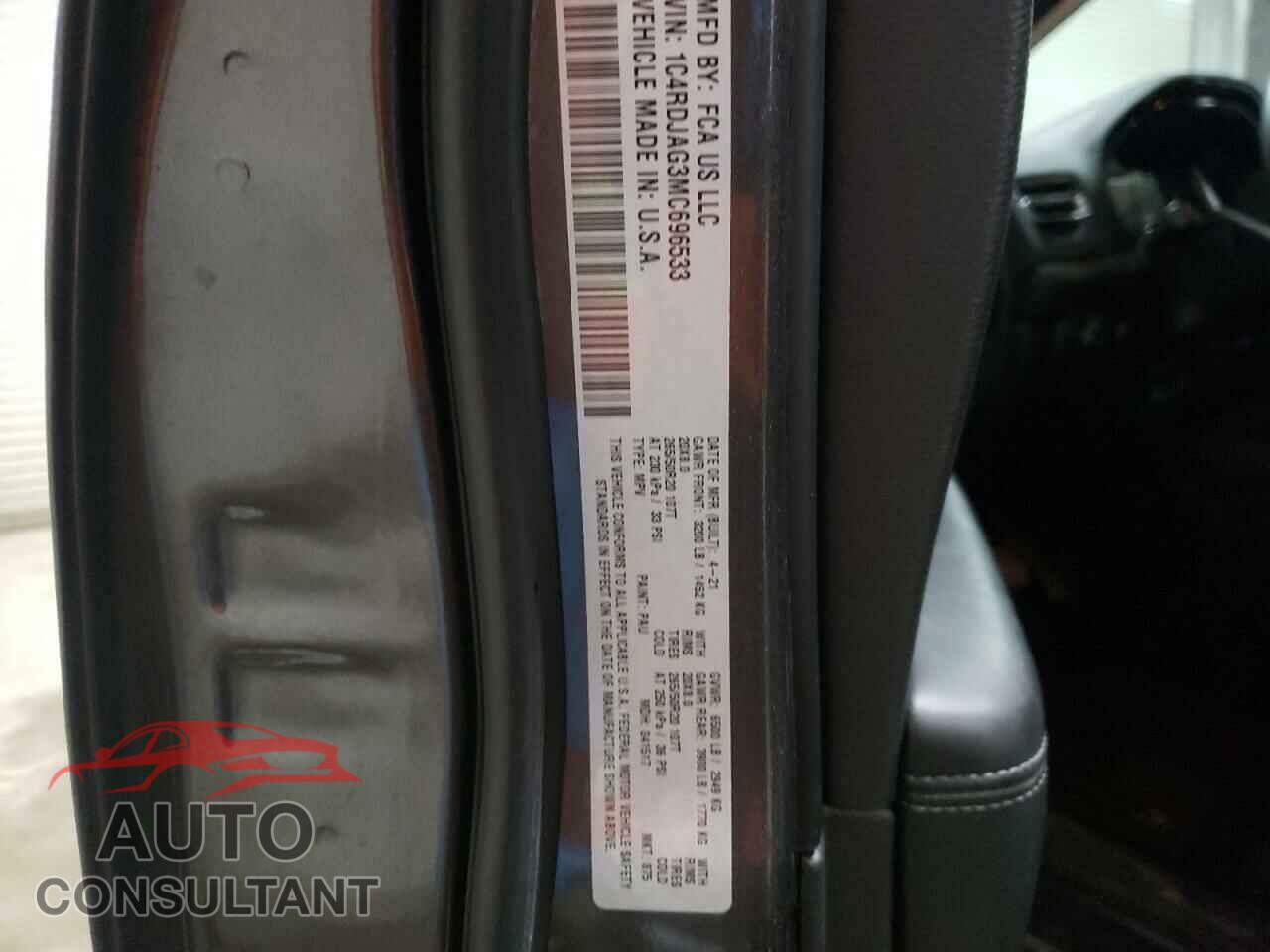 DODGE DURANGO 2021 - 1C4RDJAG3MC696533