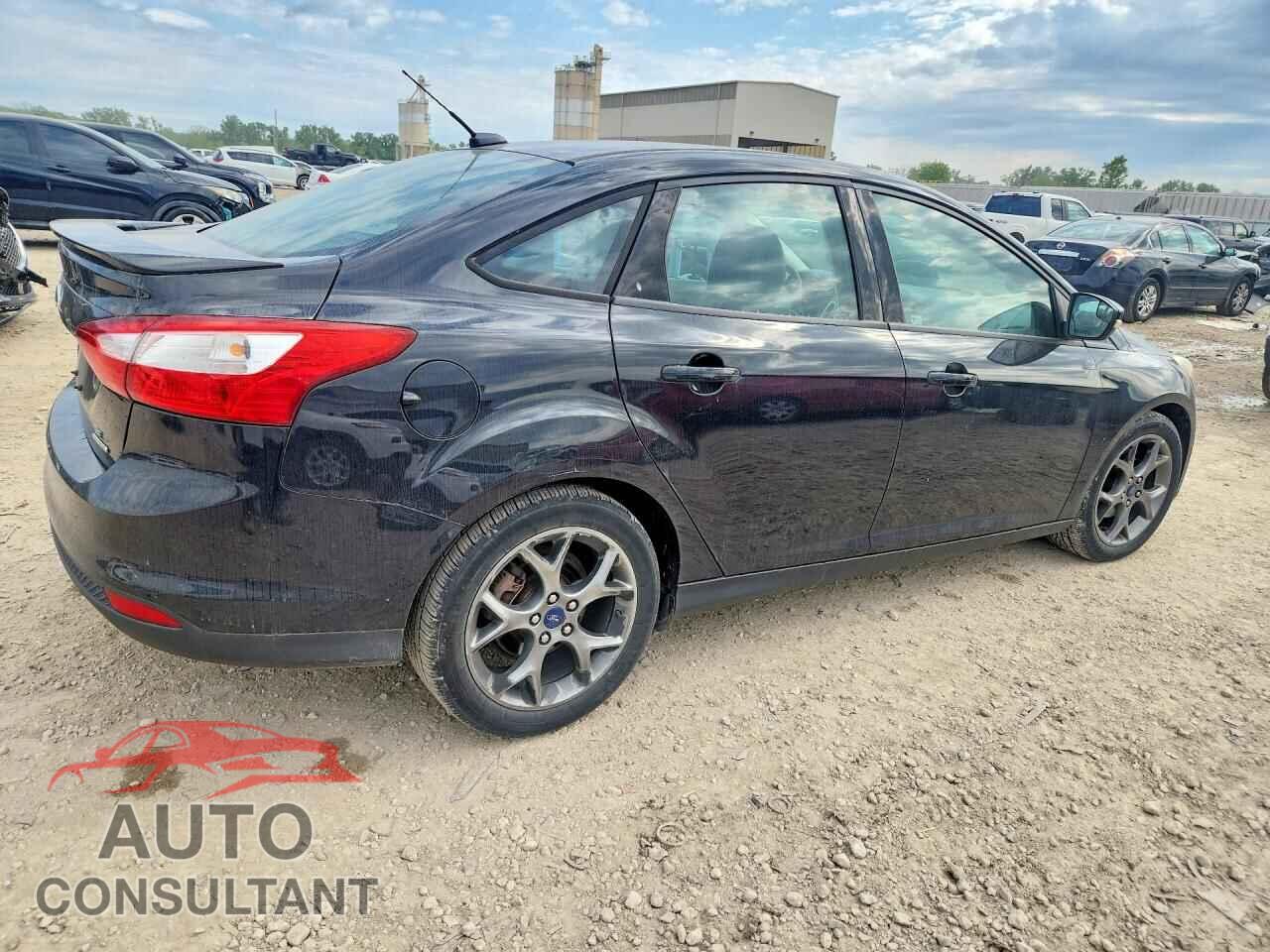 FORD FOCUS 2013 - 1FADP3F29DL326820