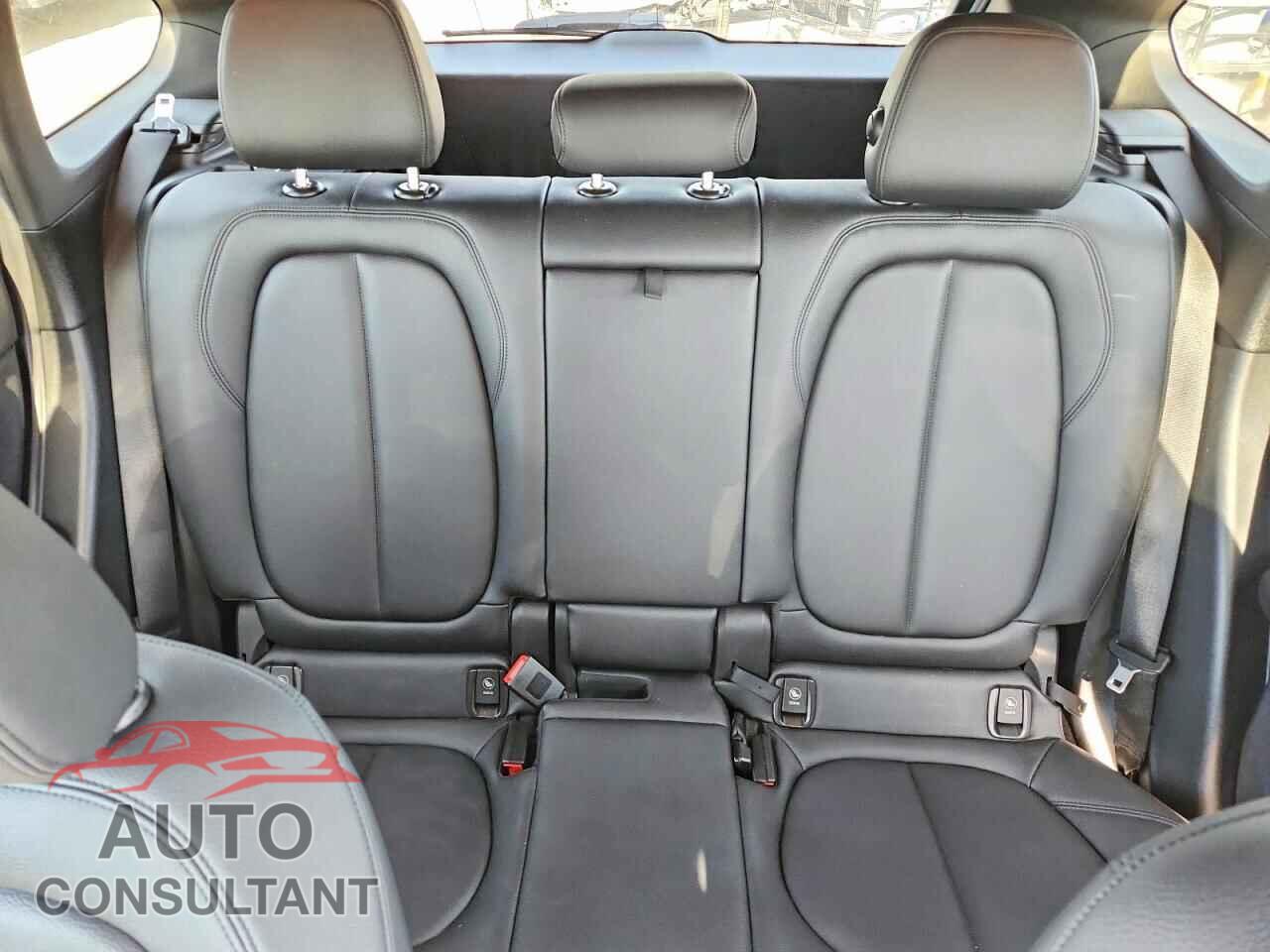 BMW X1 2017 - WBXHT3C31H5F72040