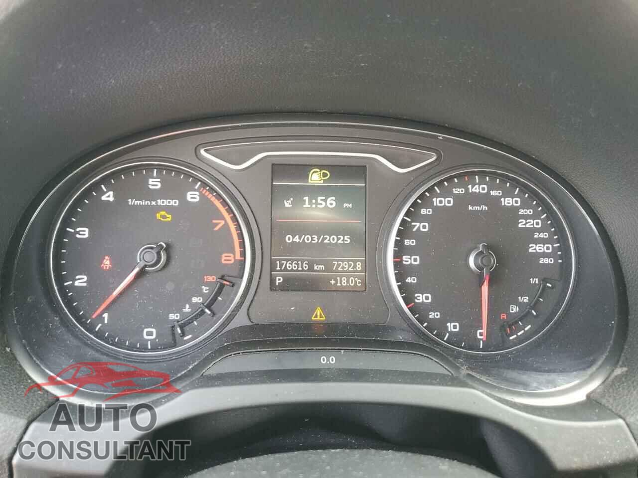 AUDI A3 2015 - WAUEFRFF6F1128392