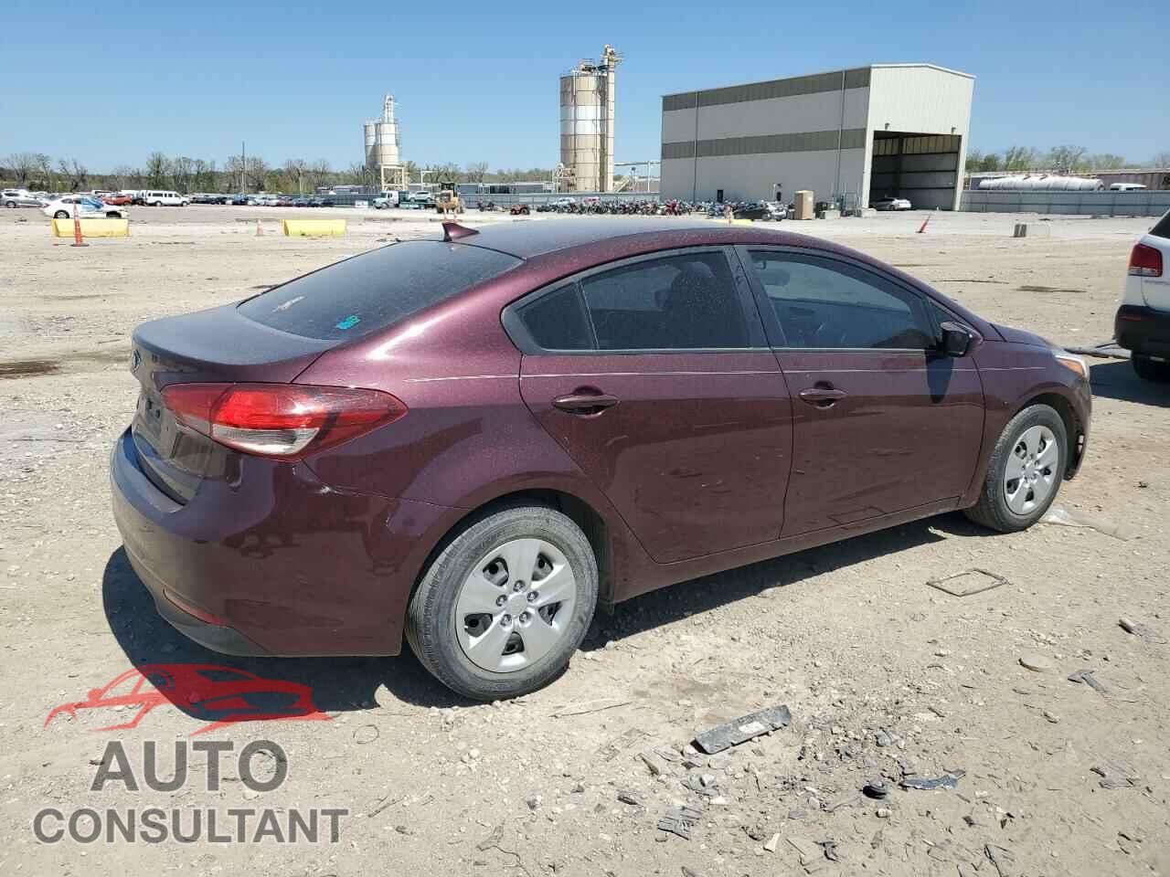 KIA FORTE 2017 - 3KPFK4A75HE137008