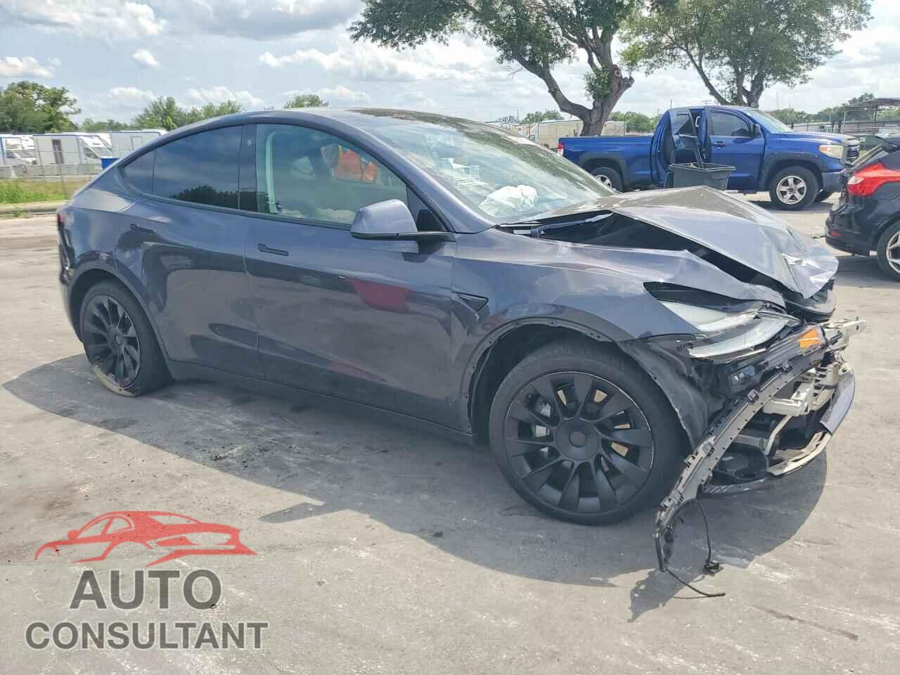 TESLA MODEL Y 2021 - 5YJYGDEEXMF204886