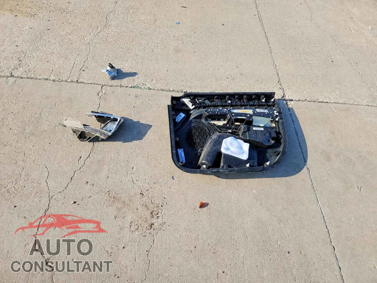 JEEP CHEROKEE 2015 - 1C4RJEBG9FC856822