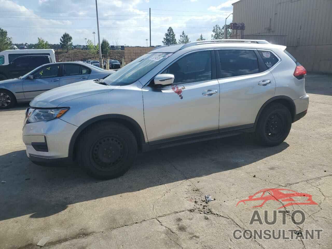 NISSAN ROGUE 2017 - KNMAT2MT1HP518682