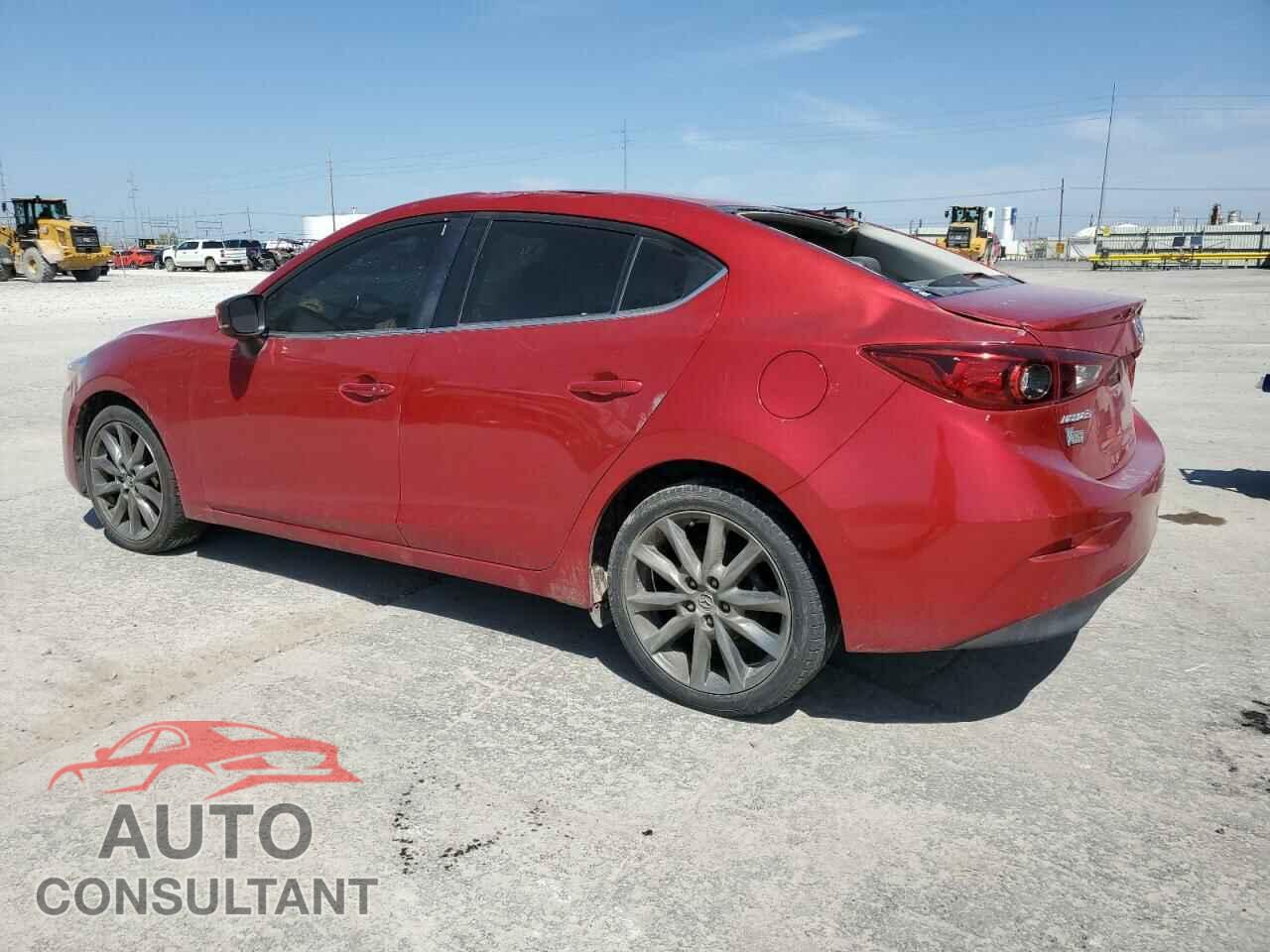MAZDA 3 2018 - 3MZBN1V38JM184876