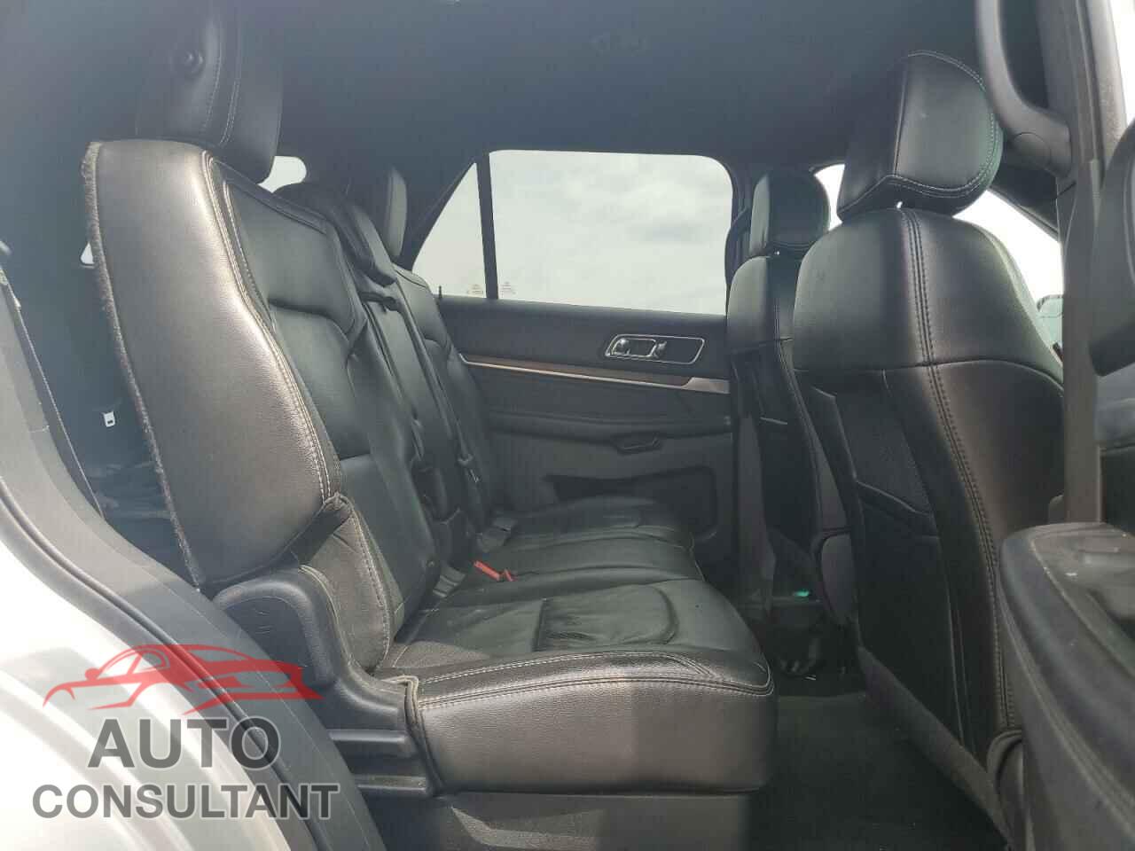 FORD EXPLORER 2017 - 1FM5K8F80HGA17990
