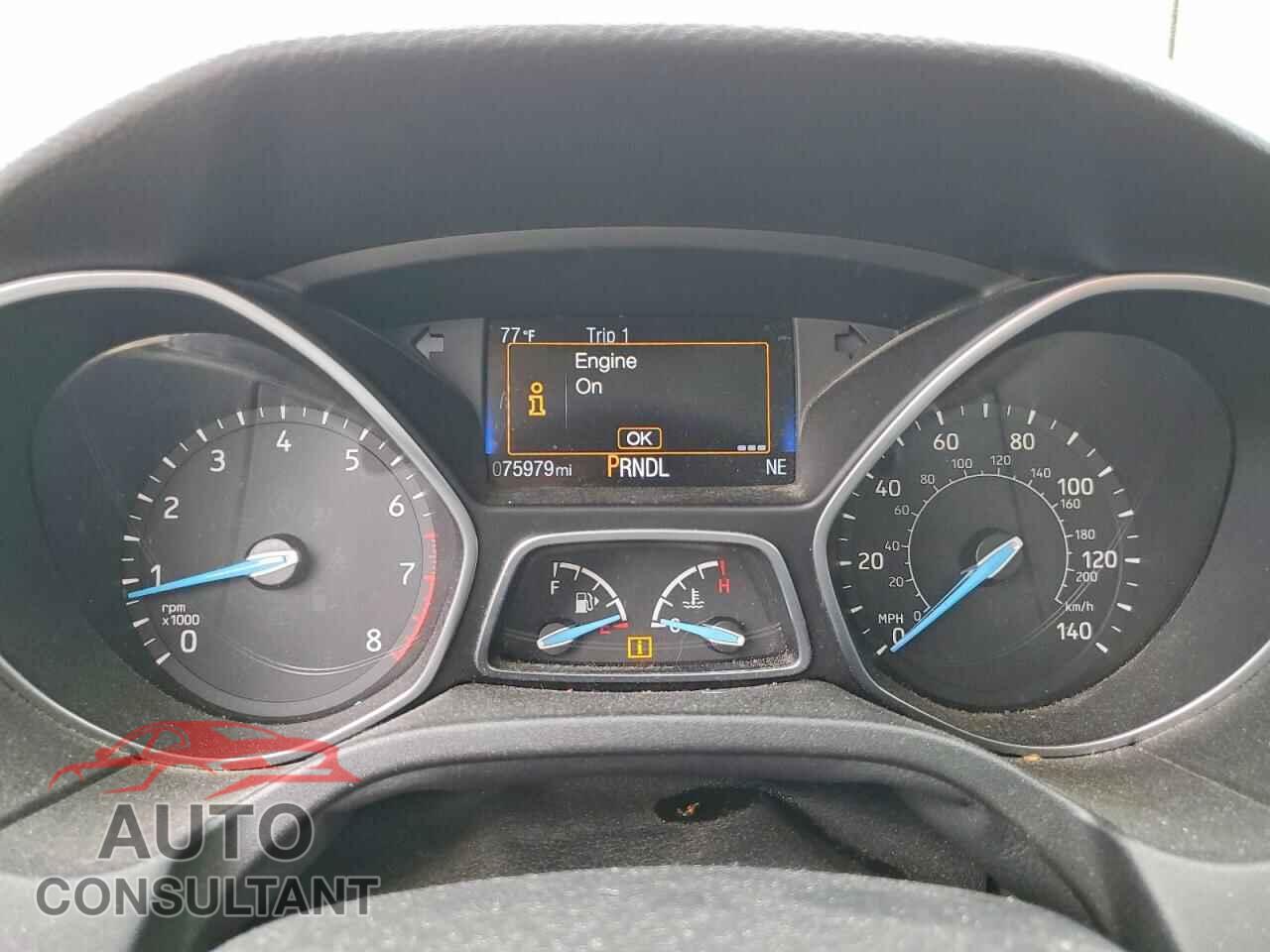 FORD FOCUS 2017 - 1FADP3F24HL207627