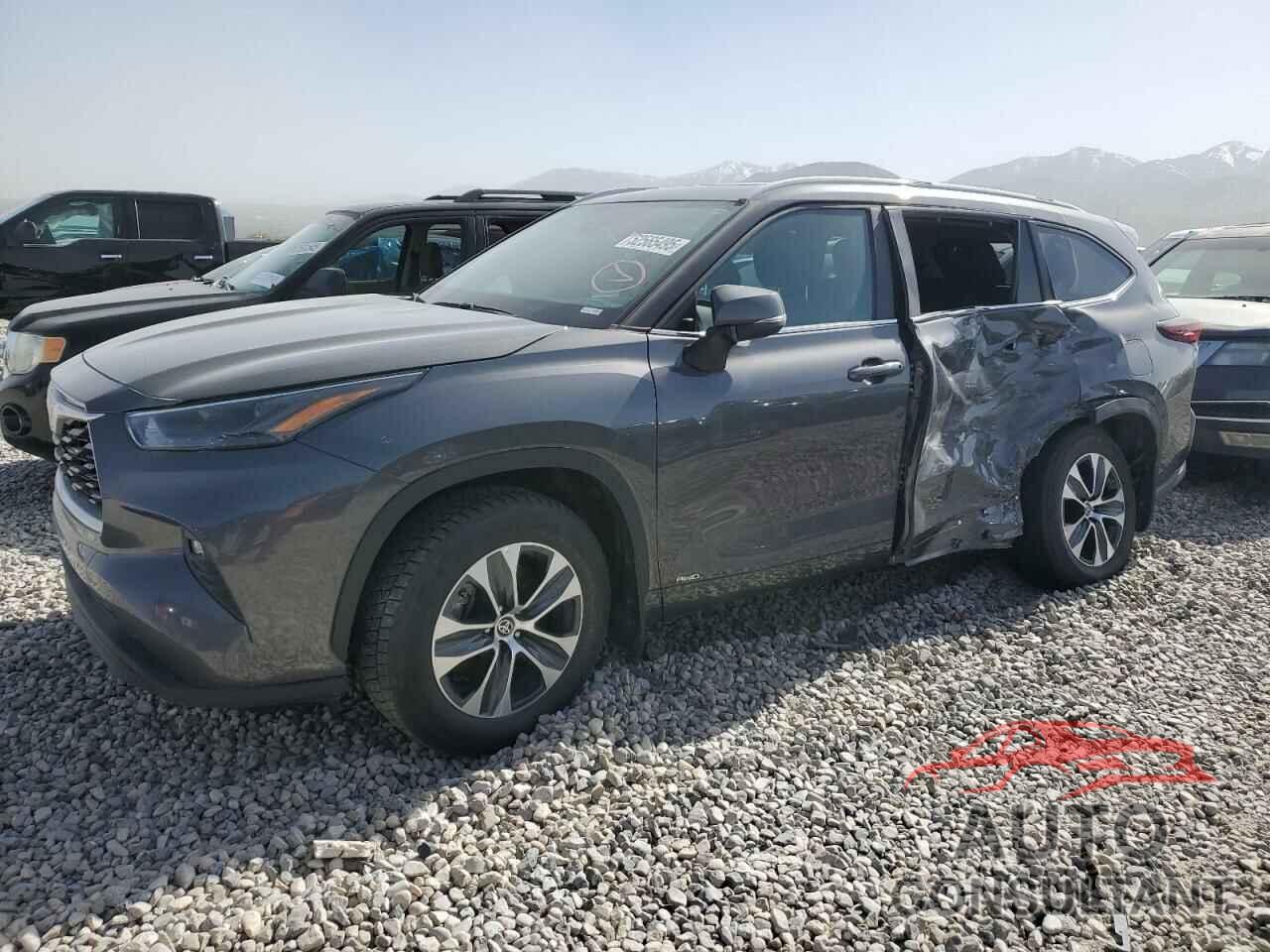 TOYOTA HIGHLANDER 2024 - 5TDKBRCH8RS638483