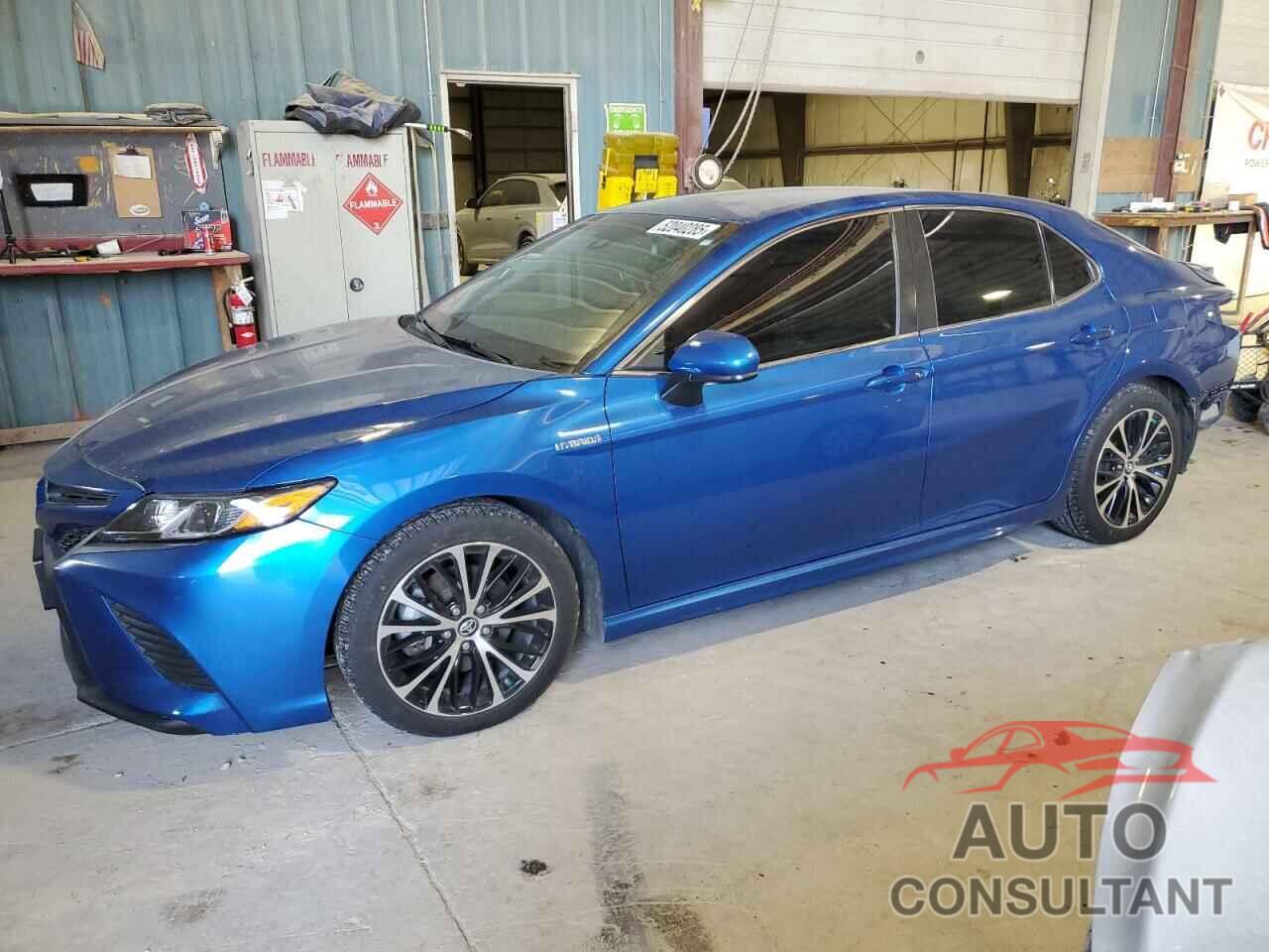 TOYOTA CAMRY 2018 - 4T1B21HK1JU004692