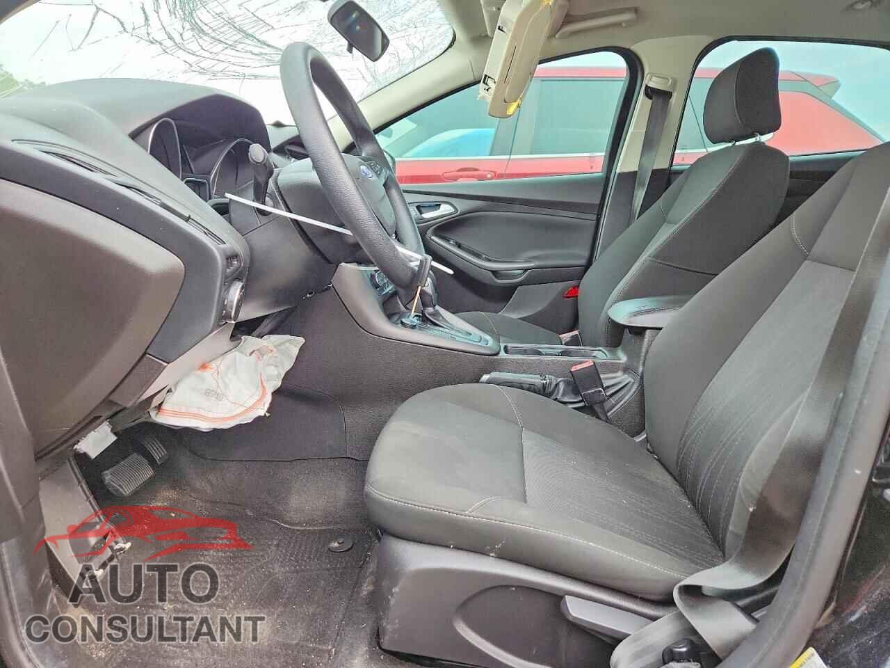 FORD FOCUS 2017 - 1FADP3H2XHL276528