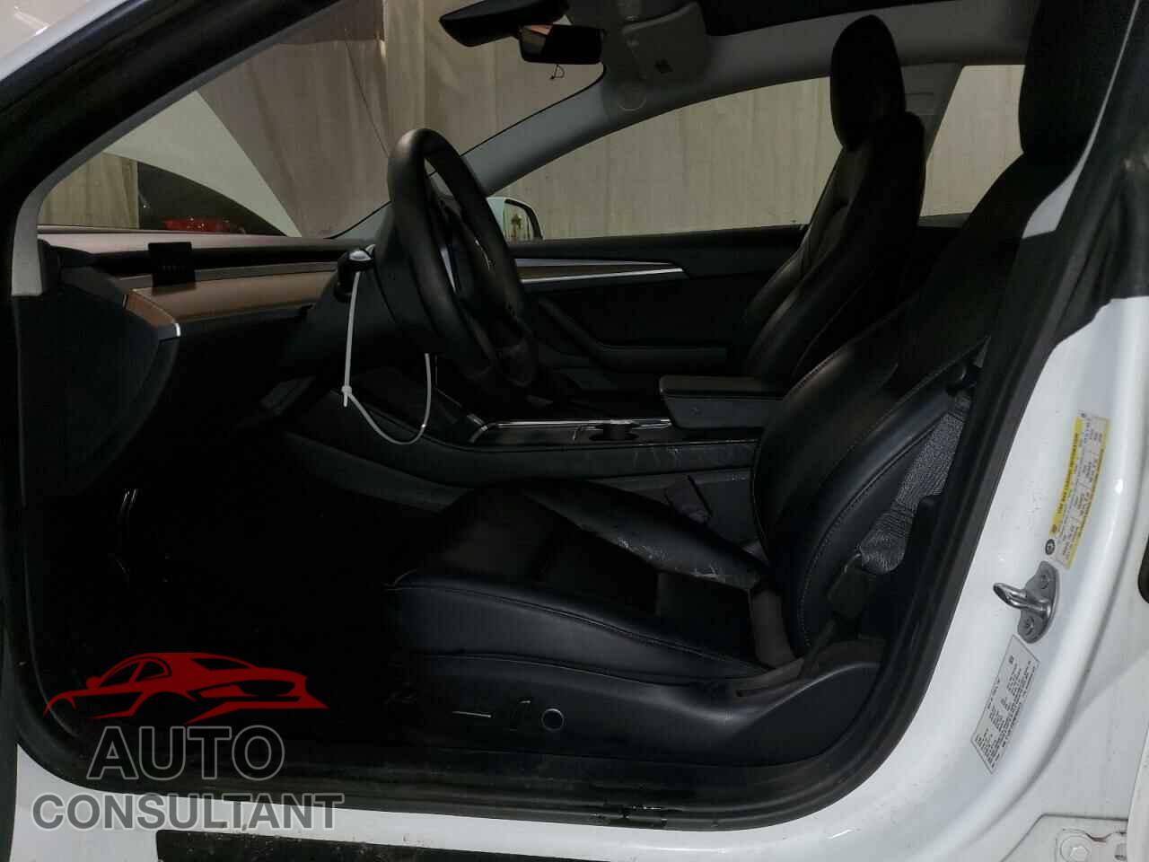 TESLA MODEL 3 2021 - 5YJ3E1EB2MF055913