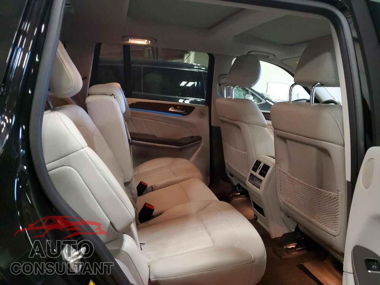 MERCEDES-BENZ GL-CLASS 2013 - 4JGDF7CE3DA248657