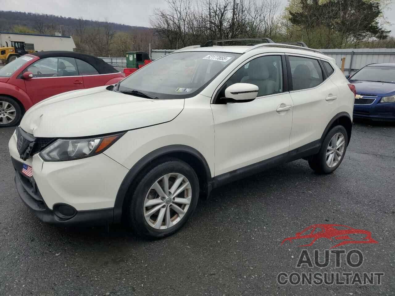 NISSAN ROGUE 2018 - JN1BJ1CR2JW290099