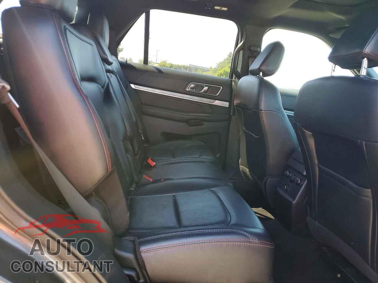 FORD EXPLORER 2019 - 1FM5K8GT8KGB42875