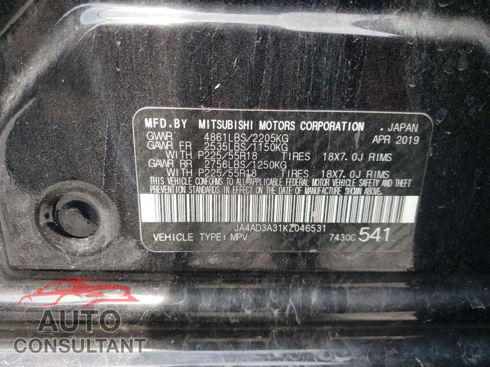 MITSUBISHI OUTLANDER 2019 - JA4AD3A31KZ046531