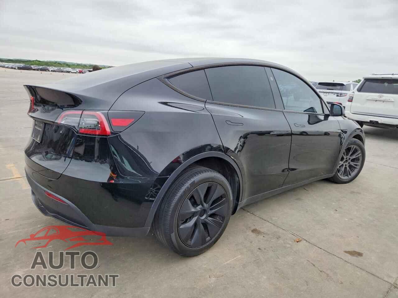 TESLA MODEL Y 2024 - 7SAYGDED3RA305878