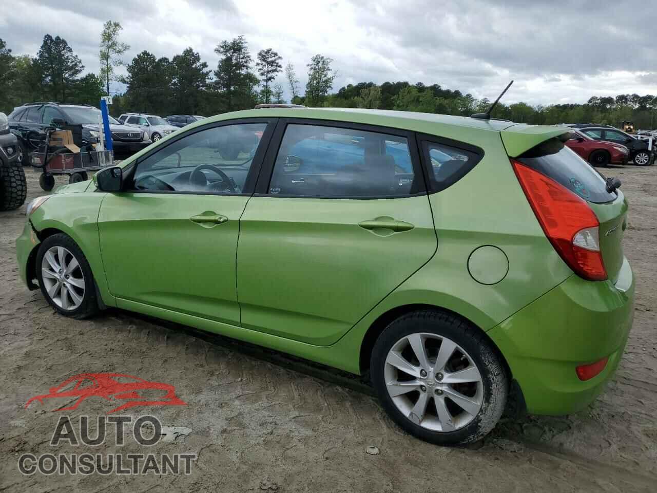 HYUNDAI ACCENT 2013 - KMHCU5AE4DU075108