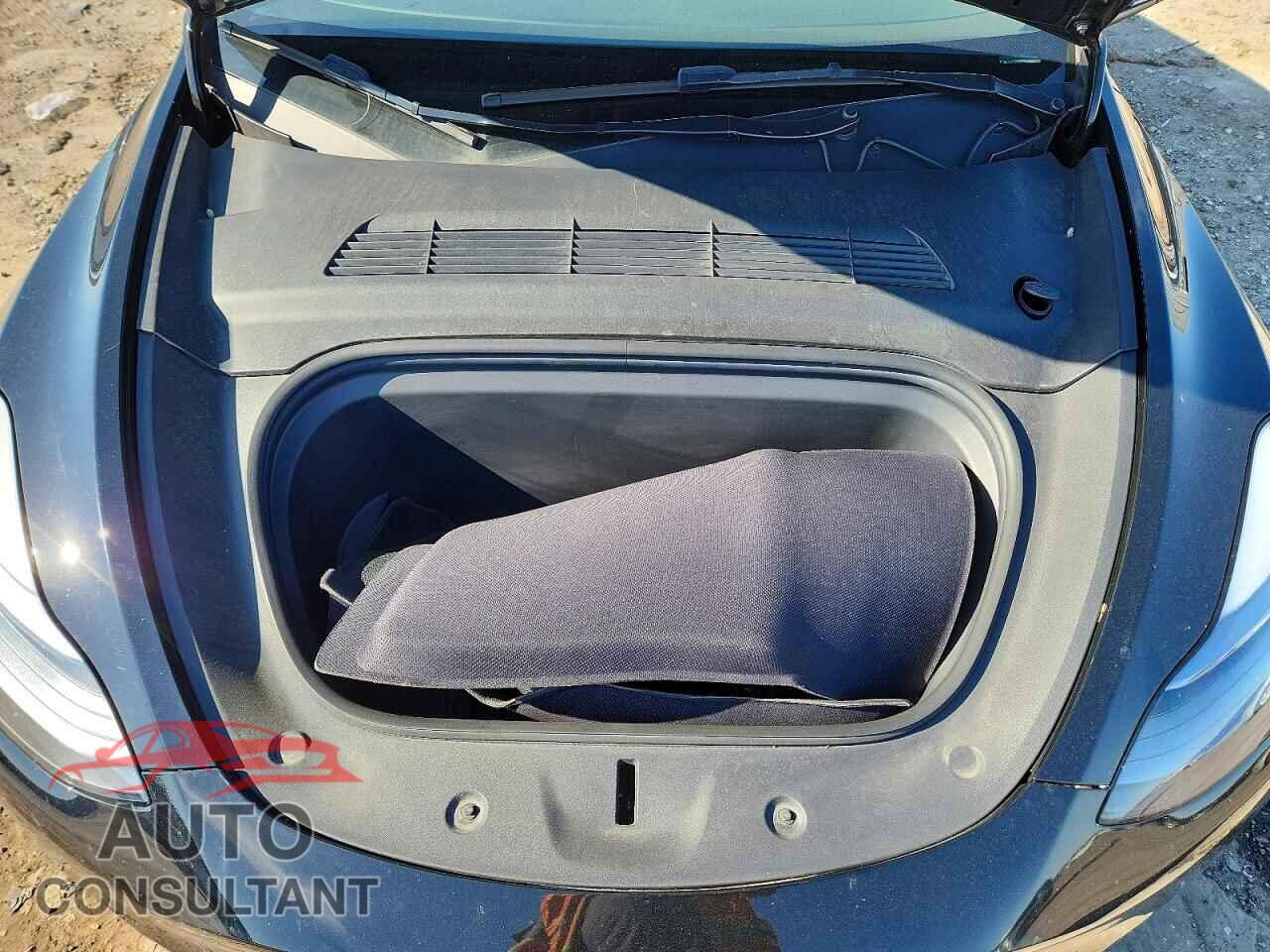 TESLA MODEL Y 2023 - 7SAYGAEE6PF924868