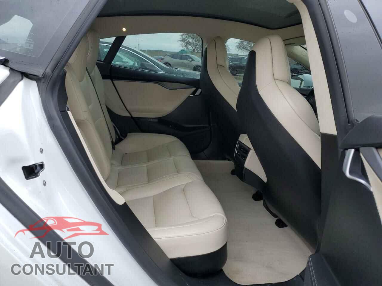 TESLA MODEL S 2018 - 5YJSA1E29JF265637