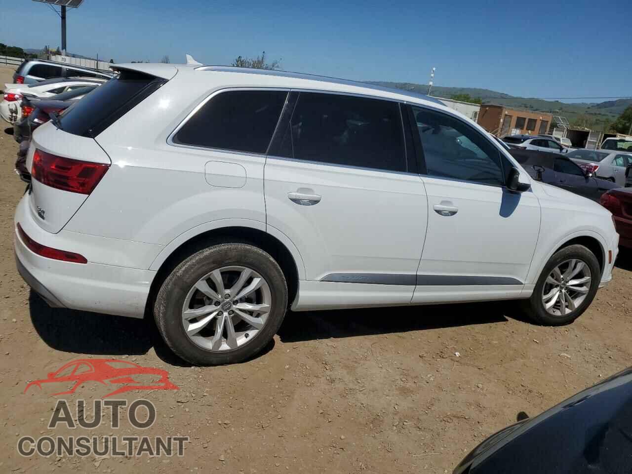 AUDI Q7 2018 - WA1LAAF77JD044442