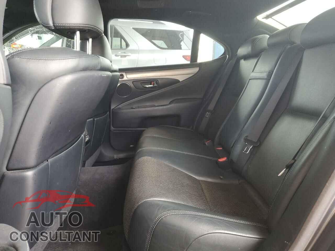 LEXUS LS460 2017 - JTHBL5EF2H5143541