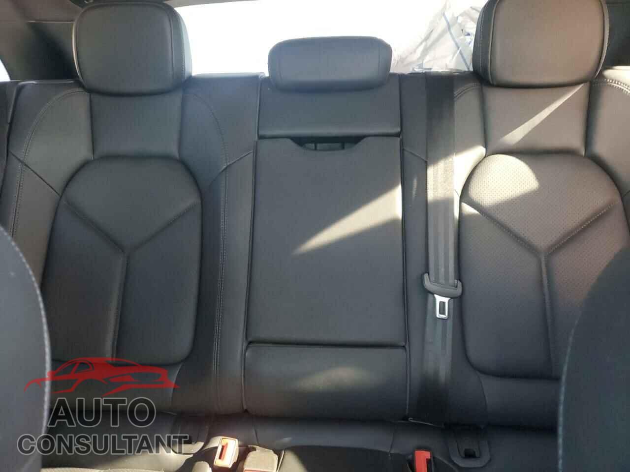 PORSCHE MACAN 2016 - WP1AB2A54GLB50320