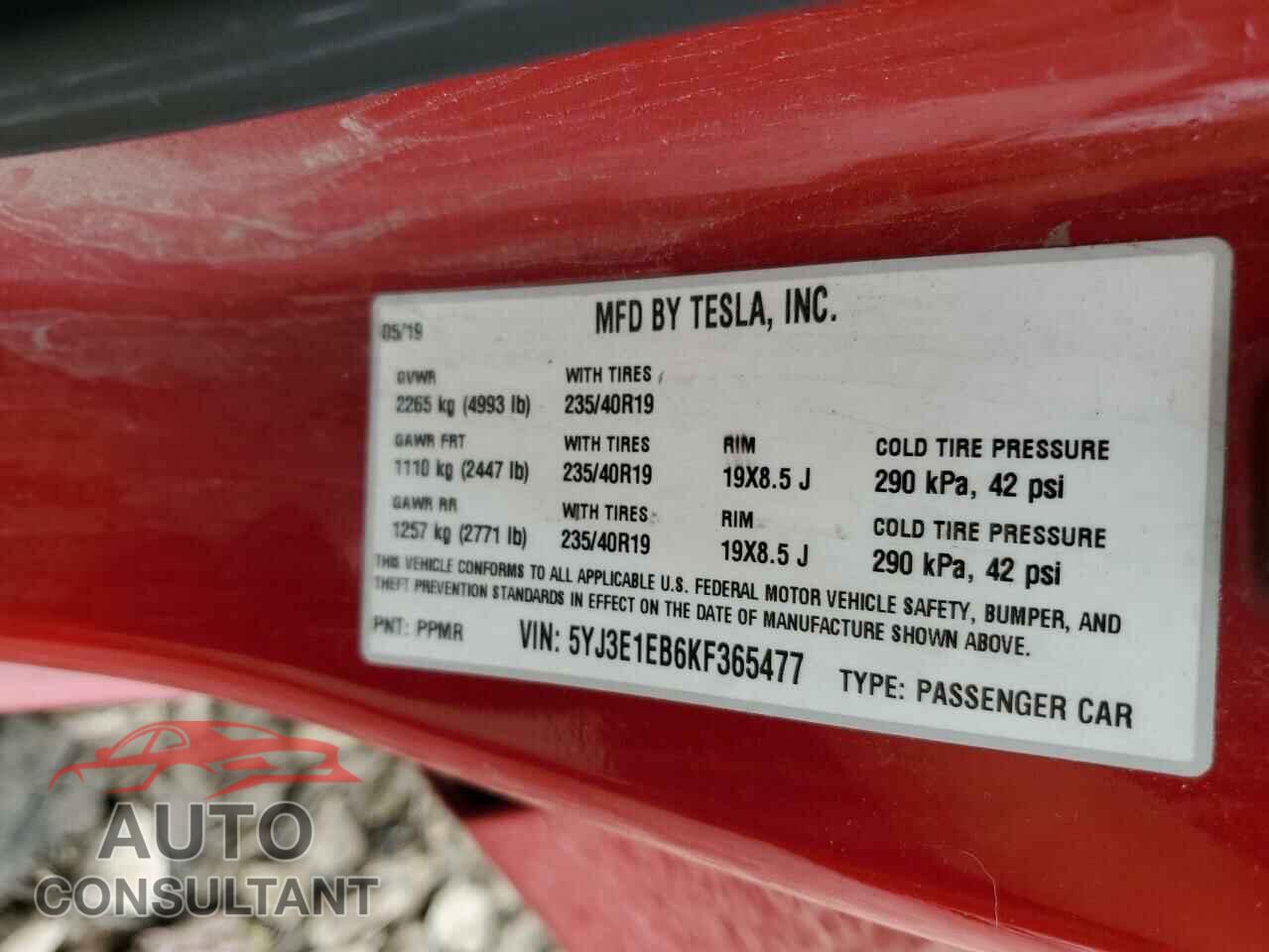 TESLA MODEL 3 2019 - 5YJ3E1EB6KF365477