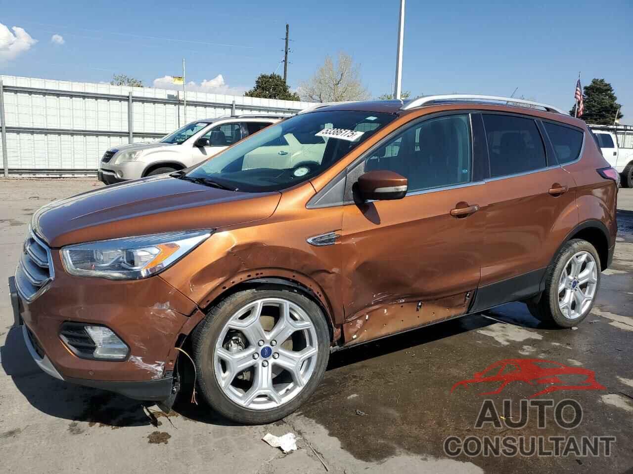 FORD ESCAPE 2017 - 1FMCU9J9XHUC66578
