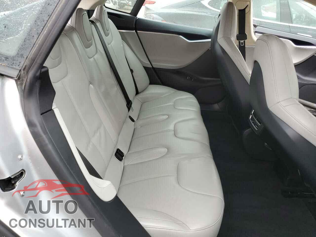 TESLA MODEL S 2013 - 5YJSA1CG5DFP17344