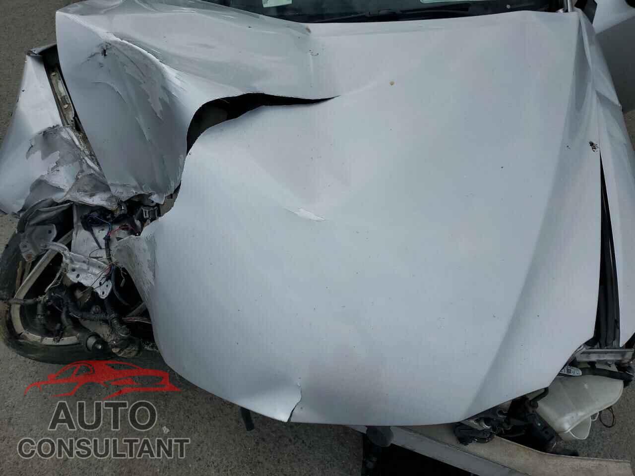 LEXUS IS 2010 - JTHCF5C2XA5043723