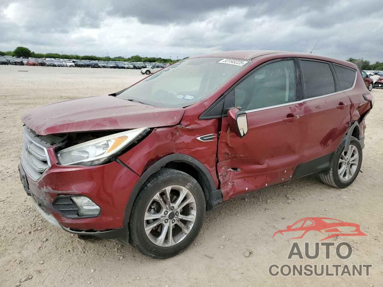 FORD ESCAPE 2017 - 1FMCU0GD5HUC95302
