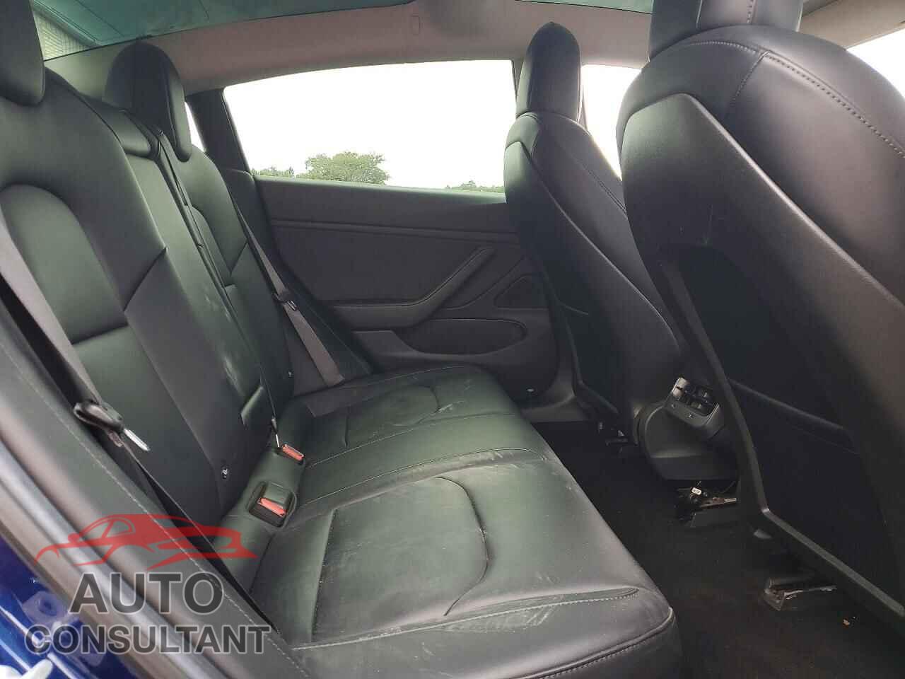 TESLA MODEL 3 2018 - 5YJ3E1EA0JF005580