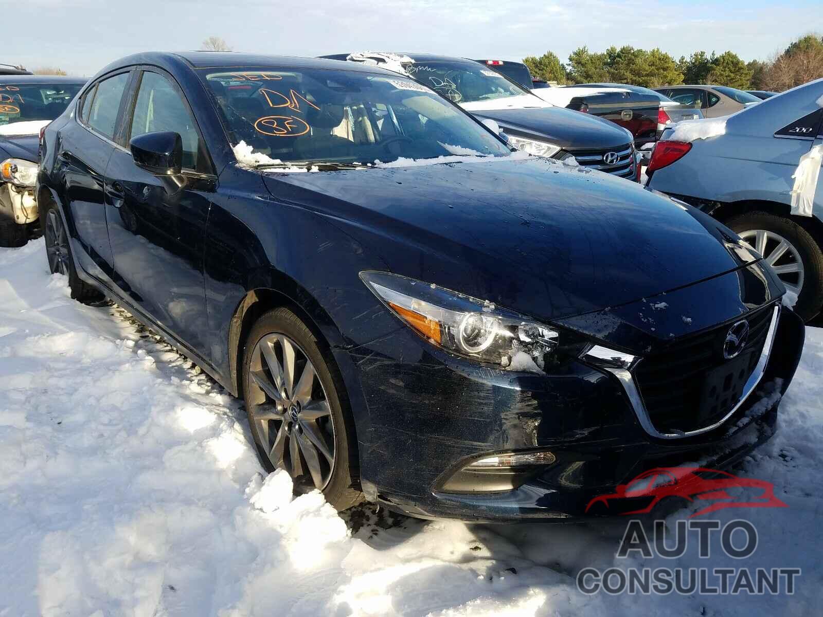 MAZDA 3 2018 - 3MZBN1V39JM210773