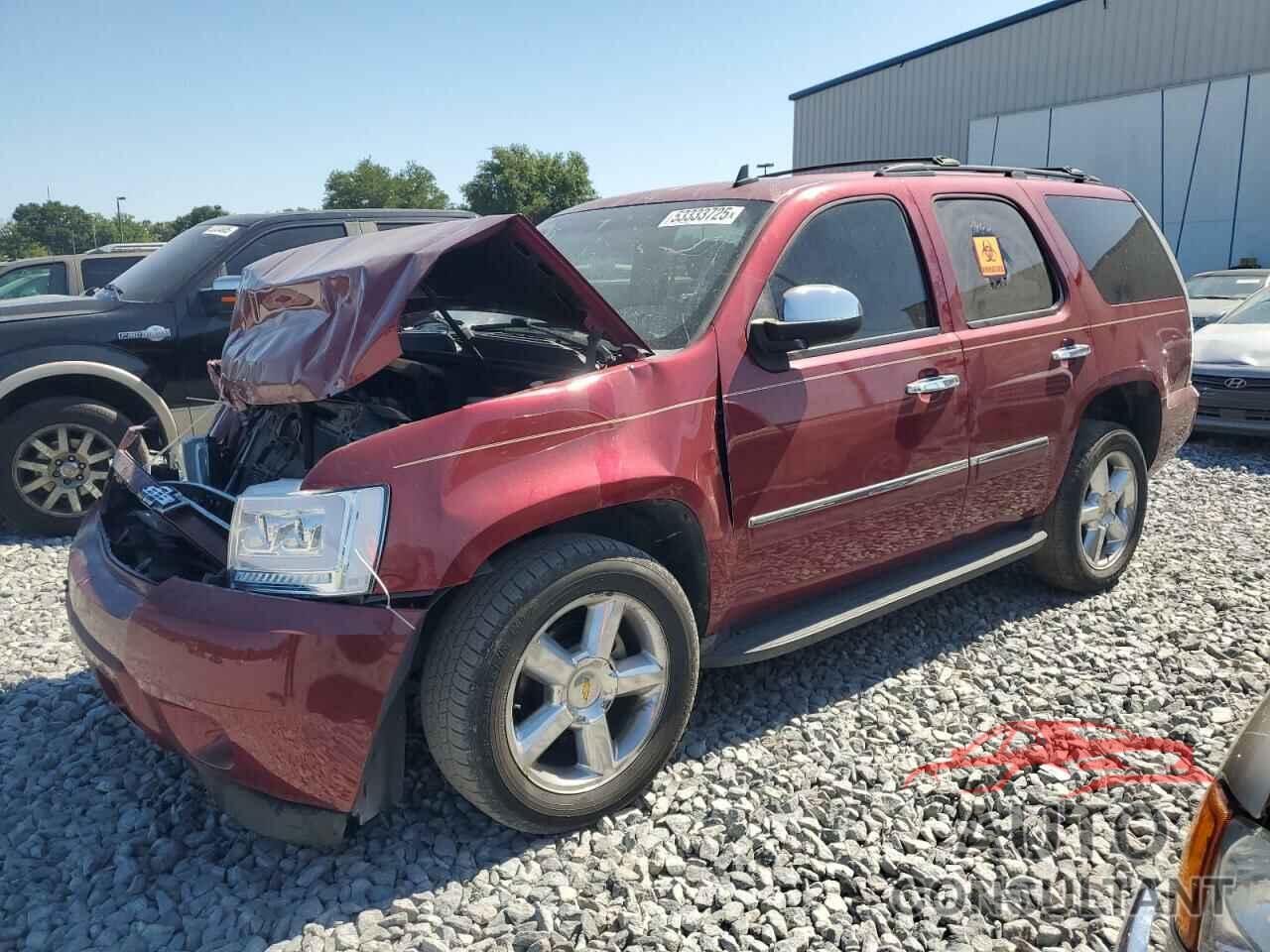 CHEVROLET TAHOE 2011 - 1GNSCBE04BR270200
